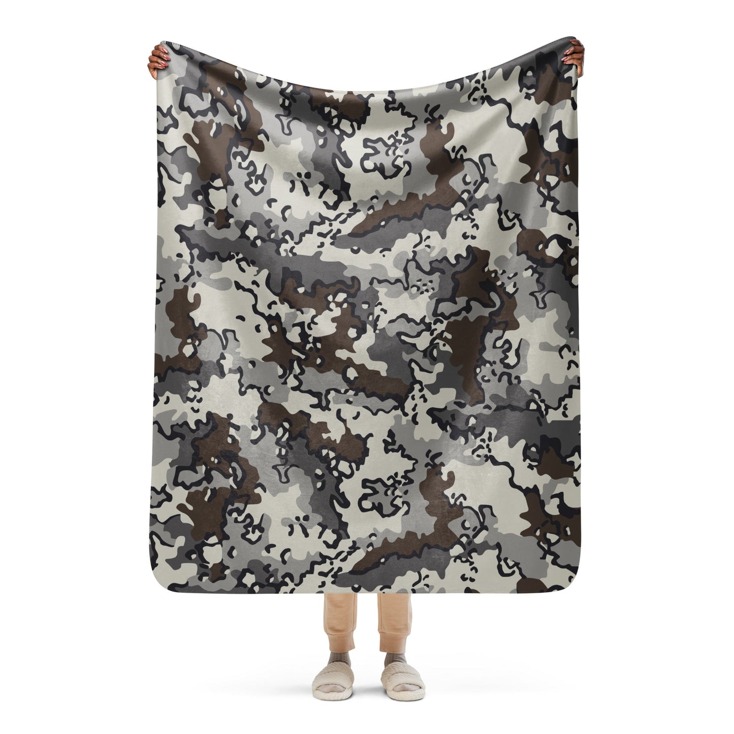 Alaska Chocolate Chip Tundra CAMO Sherpa Blanket - 50″×60″