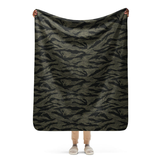 American Tiger Stripe Highland Triple Canopy CAMO Sherpa blanket - 50″×60″ - Blanket