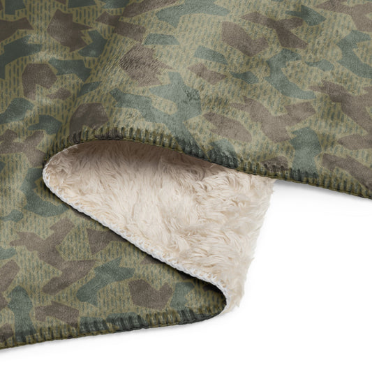 Bulgarian 1979 Splinter Airborne CAMO Sherpa blanket - Blankets