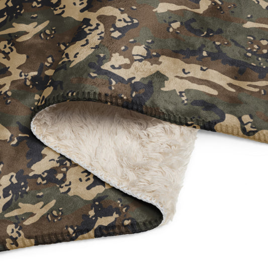 Chocolate Chip Woodland CAMO Sherpa blanket - Blankets