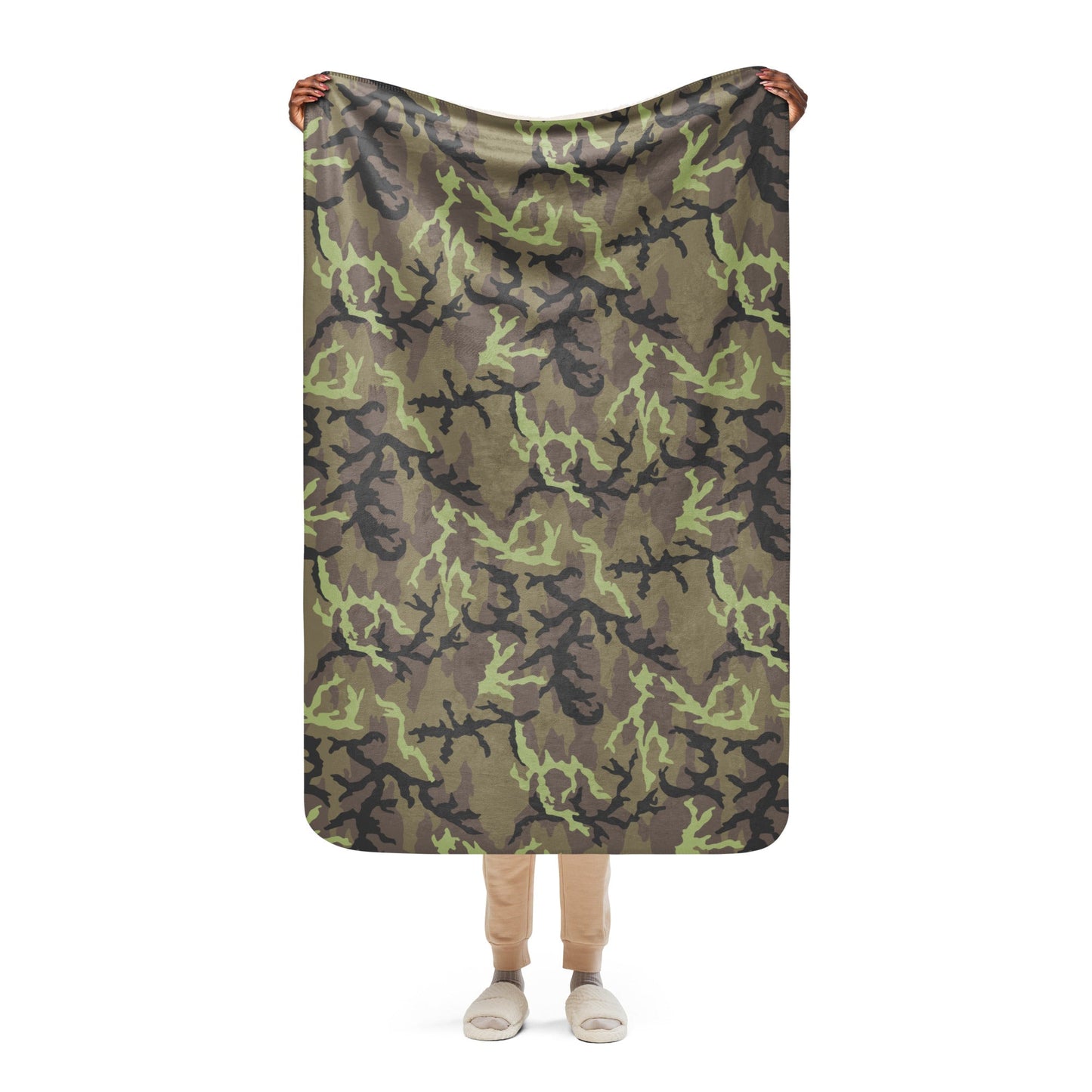 Czech Leaf VZ95 CAMO Sherpa blanket - 37″×57″ - Blankets