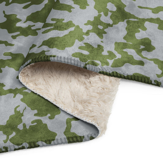 Fallout 3 Operation Anchorage Snow CAMO Sherpa blanket - Blankets