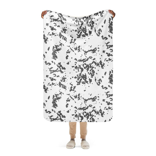 Finnish M05 Lumikuvio Snow CAMO Sherpa blanket - 37″×57″