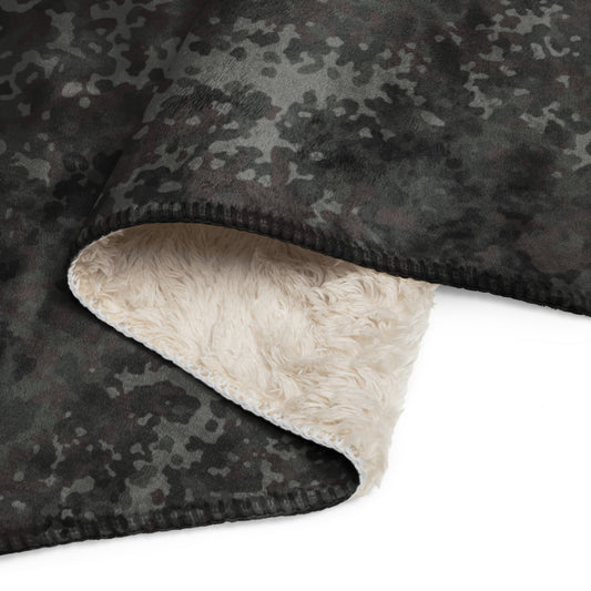 German Flecktarn Black CAMO Sherpa blanket - Blankets