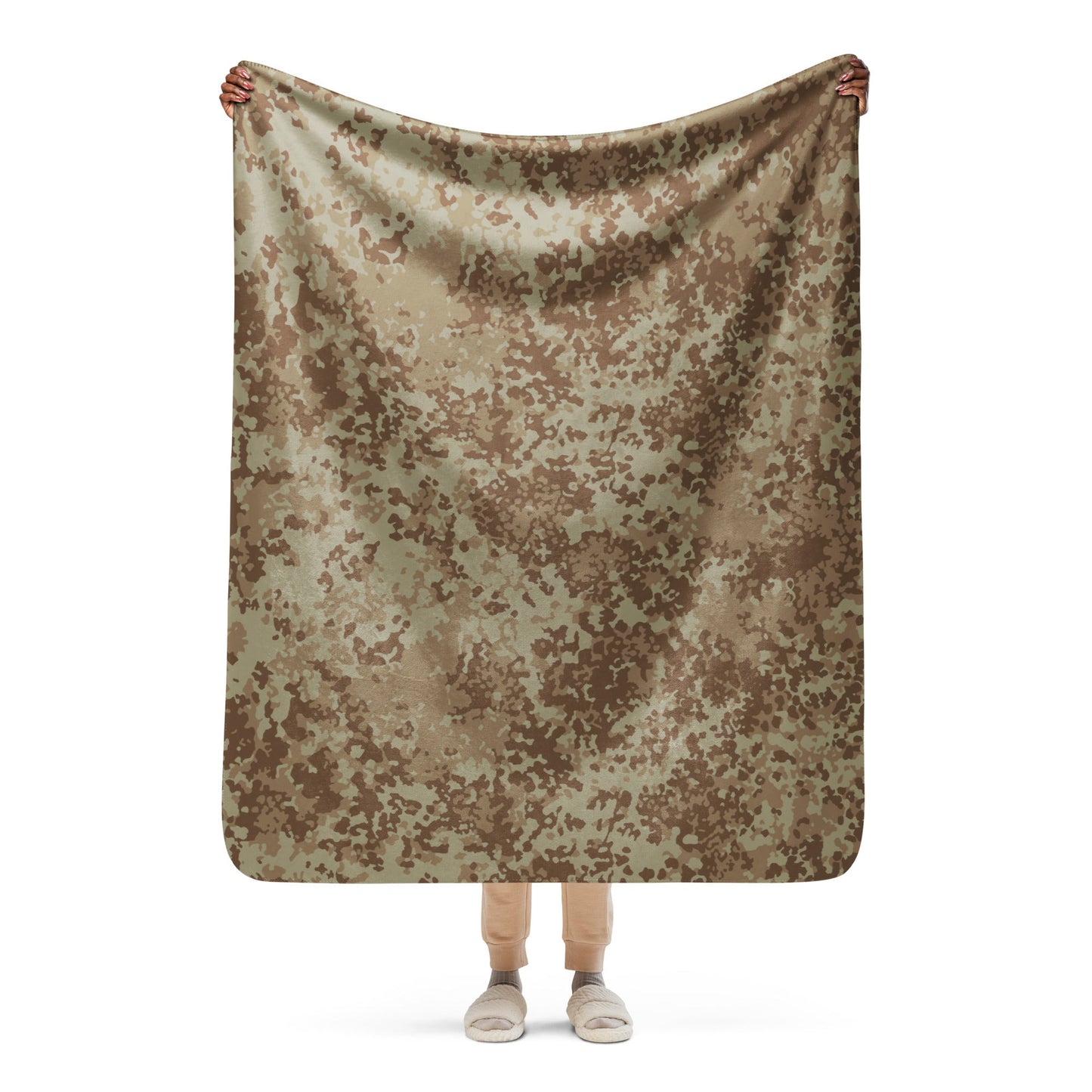 German Flecktarn Desert CAMO Sherpa blanket - 50″×60″ - Blankets
