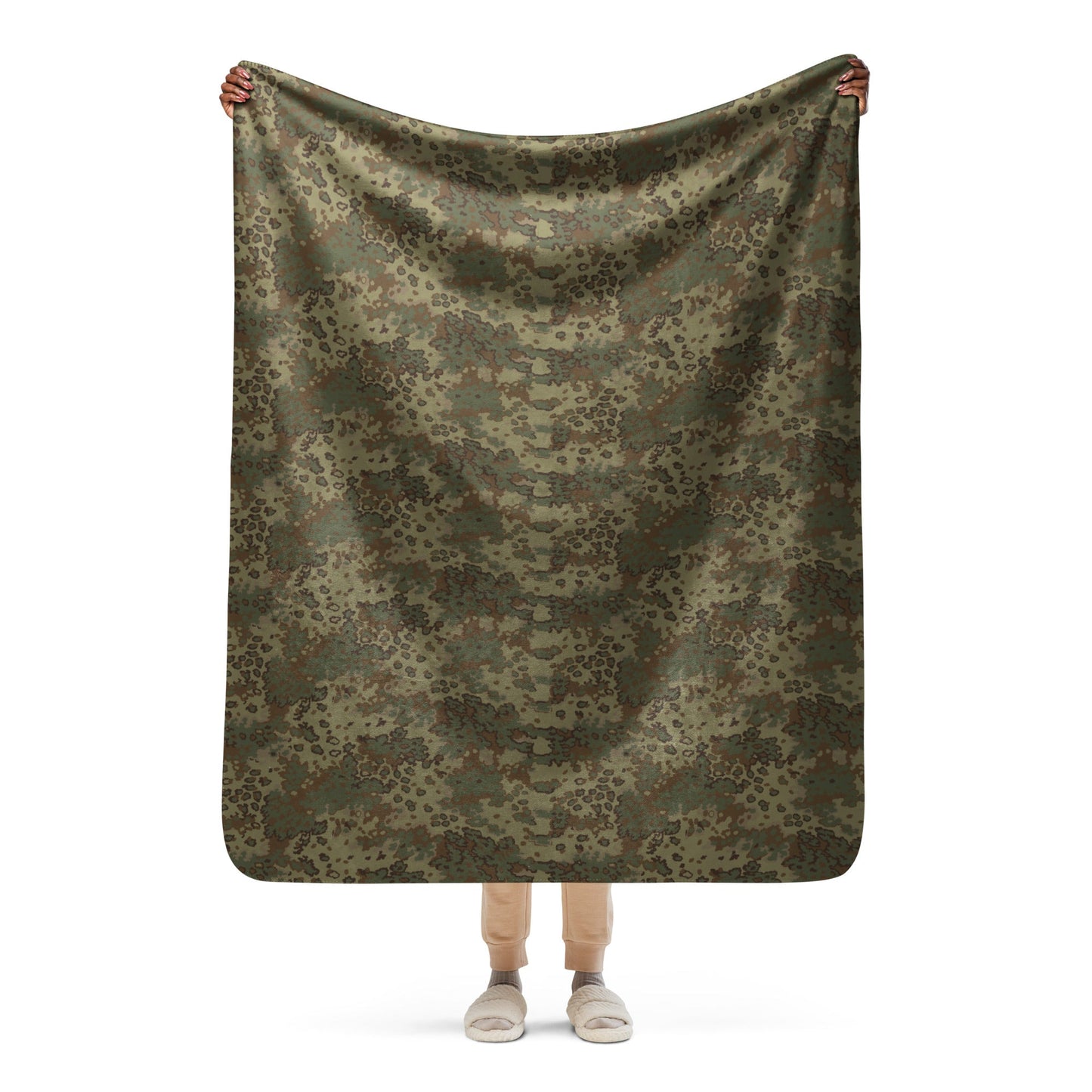 German Oak Leaf Multi-terrain CAMO Sherpa Blanket - 50″×60″