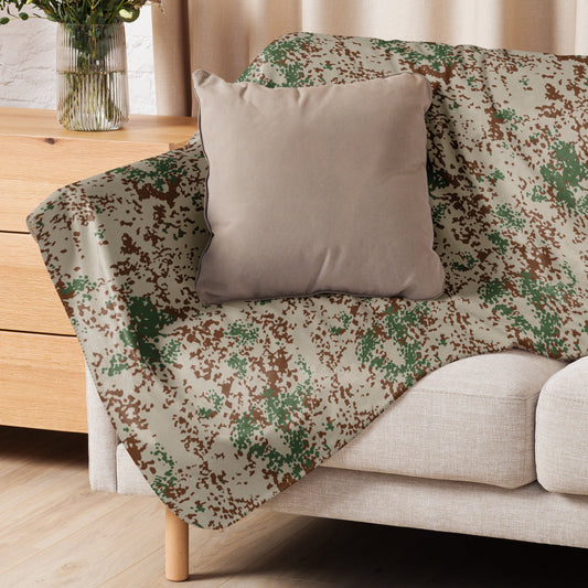 German Flecktarn Wüstentarn Desert CAMO Sherpa Blanket