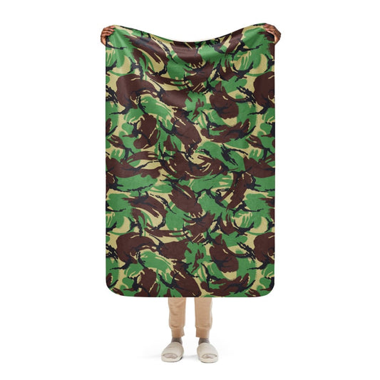 Indonesian DPM TNI - AD CAMO Sherpa blanket - 37″×57″