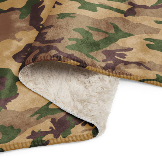 Italian Mimetico Deserto CAMO Sherpa blanket - Blankets
