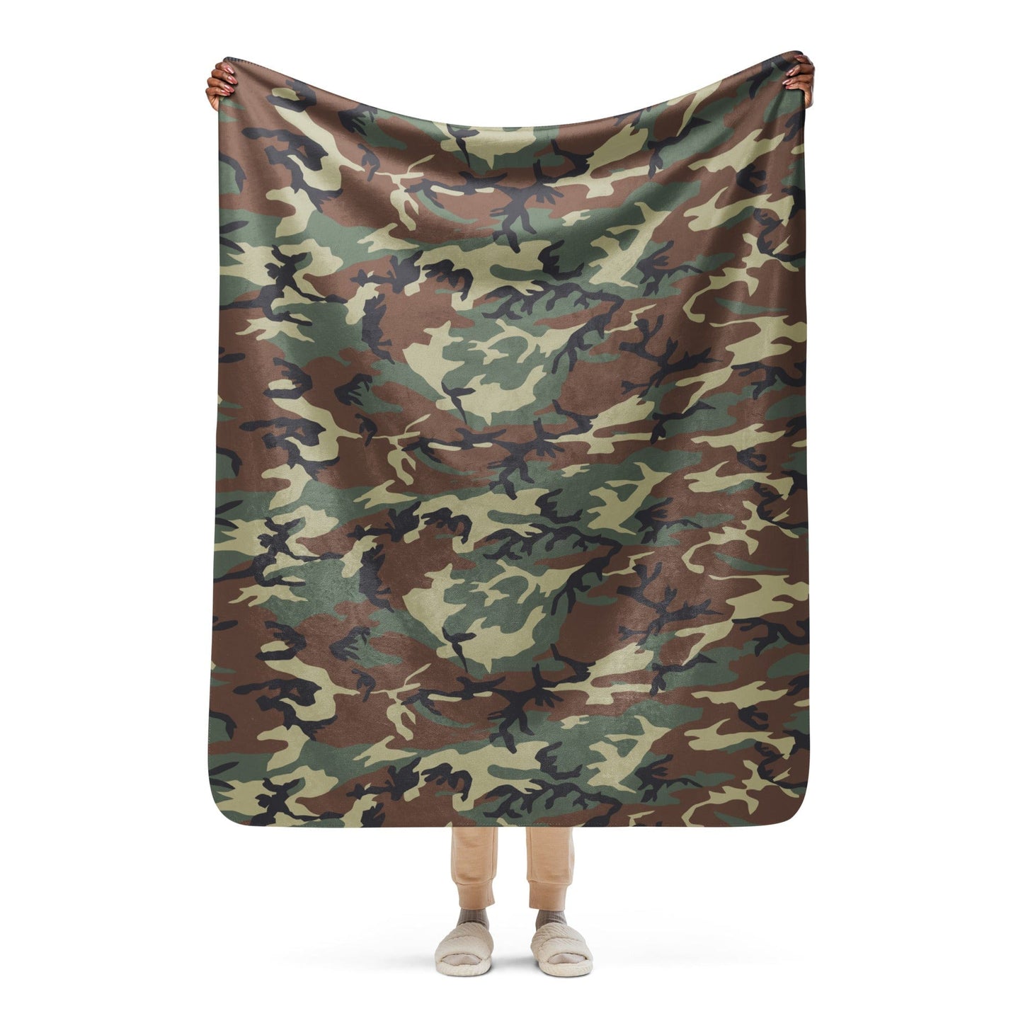 Italian Mimetico Roma 90 Woodland CAMO Sherpa blanket - 50″×60″ - Blankets