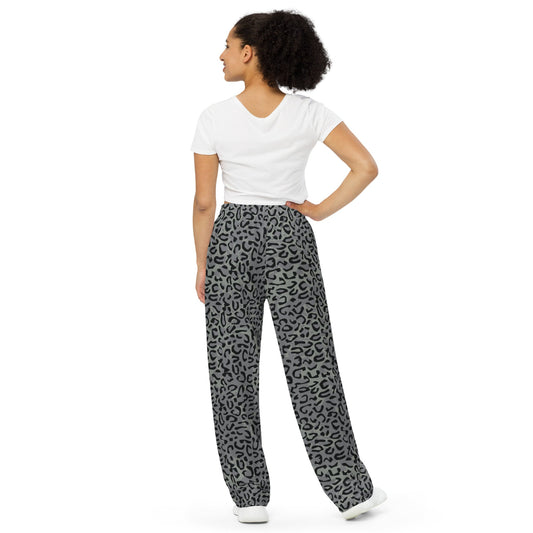 Leopard Spot Grey CAMO unisex wide-leg pants - Wide-leg Pants