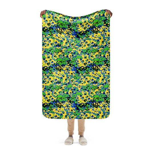 Oakleaf Glow-Oak Green CAMO Sherpa blanket - 37″×57″