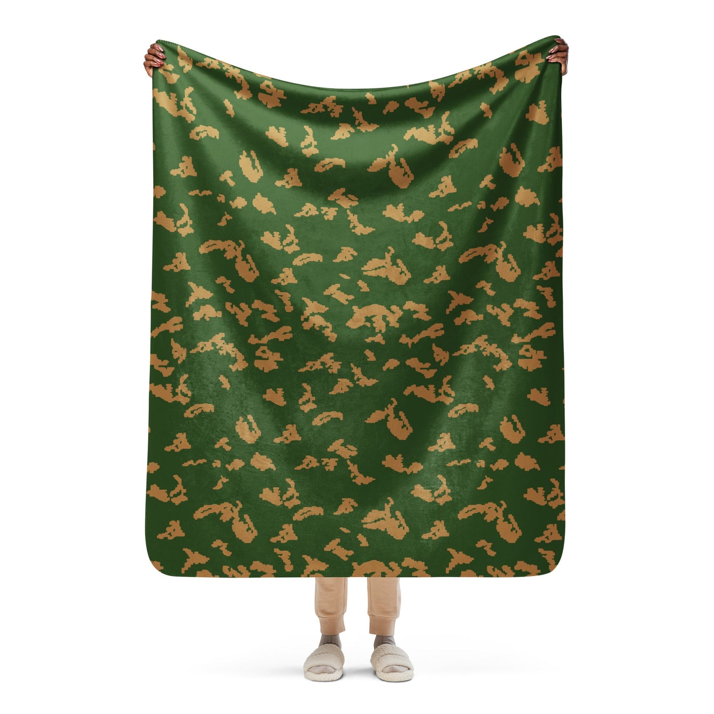 Russian KLMK Sunray Berezhka CAMO Sherpa Blanket - 50″×60″