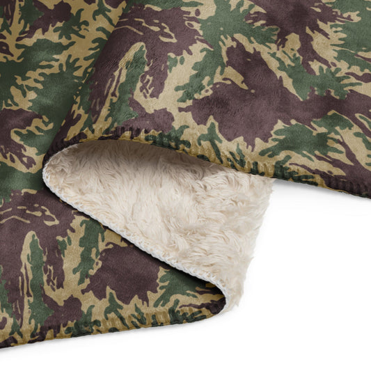 South Vietnamese ARVN Starburst CAMO Sherpa blanket - Blankets