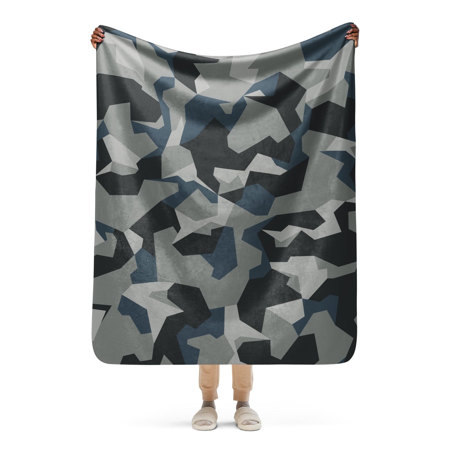 Swedish M90 Urban CAMO Sherpa blanket - 50″×60″ - Blankets