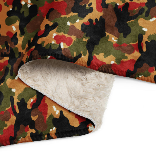 Swiss TAZ 83 Alpenflage CAMO Sherpa blanket - Blankets
