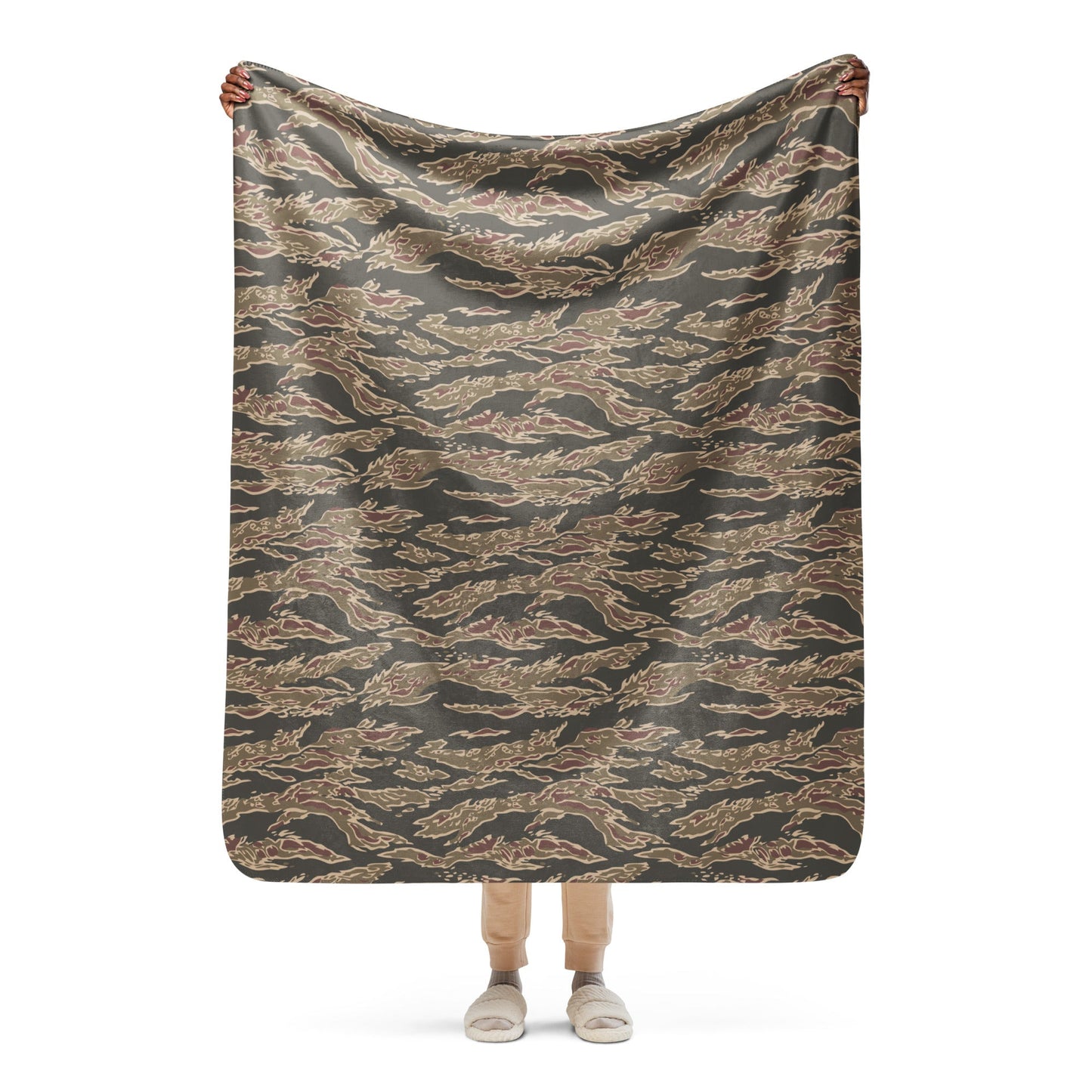 Taiwanese Special Forces Red Tiger Stripe CAMO Sherpa blanket - 50″×60″ - Blanket
