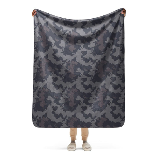 Urban Rust CAMO Sherpa blanket - 50″×60″