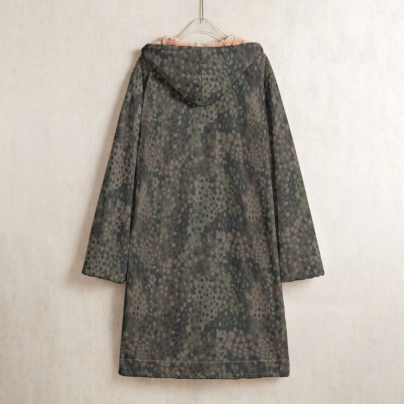 Pea Dot Erbsenmuster Pattern 44 CAMO Men's Horn Button Long Fleece Coat
