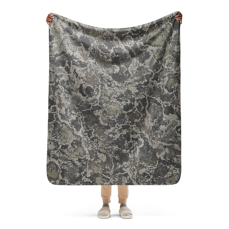 A2 Pandora Alpine CAMO Sherpa Blanket - 50″×60″