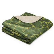 A2 Pandora Jungle CAMO Sherpa Blanket