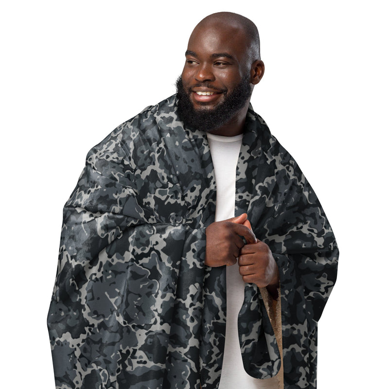 A2 Pandora Urban CAMO Sherpa Blanket