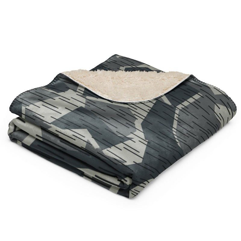 Lunar Vector CAMO Sherpa Blanket