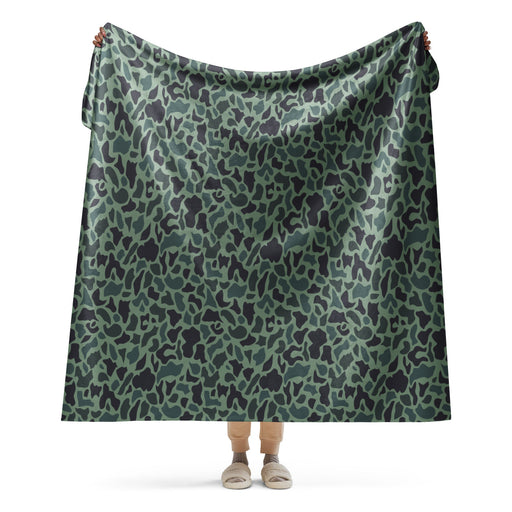Duck Hunter Woodland Spot CAMO Sherpa Blanket - 60″×80″