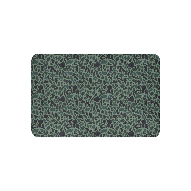 Duck Hunter Woodland Spot CAMO Sherpa Blanket