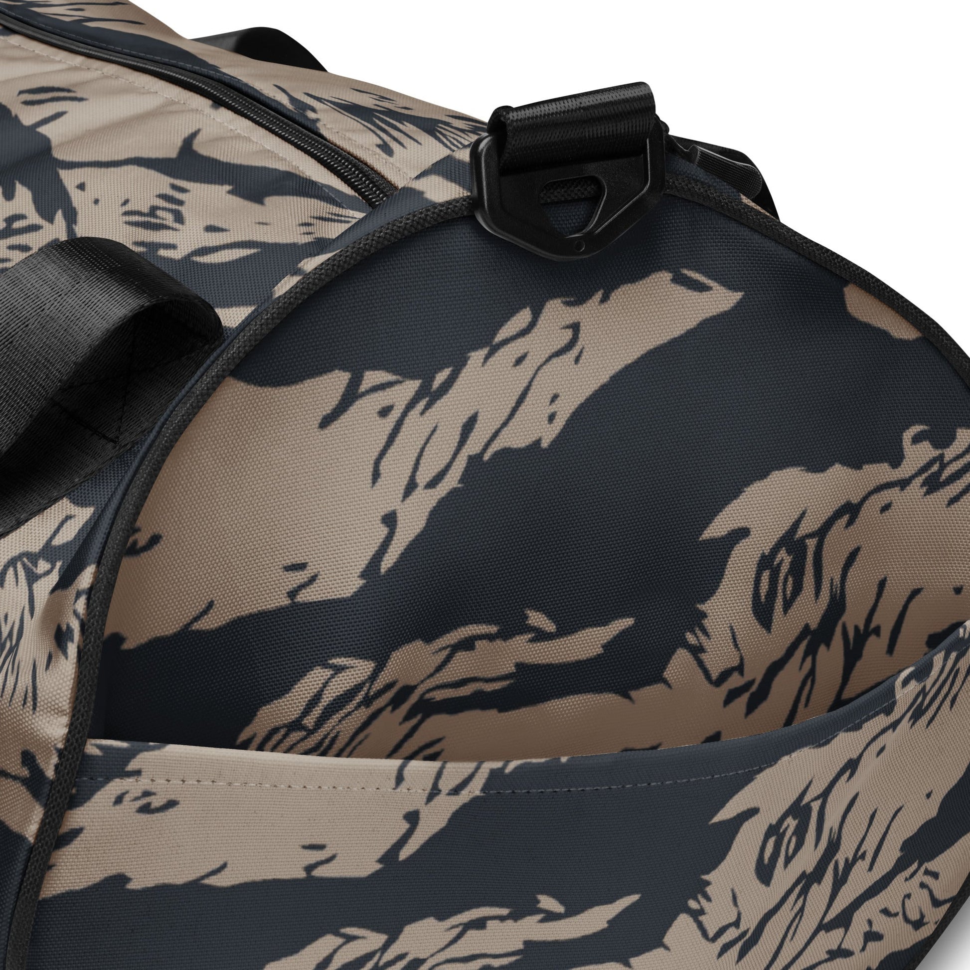 Afghanistan Taliban Special Forces Badri Tiger Stripe CAMO gym bag - Gym Bags