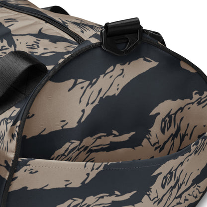 Afghanistan Taliban Special Forces Badri Tiger Stripe CAMO gym bag - Gym Bags