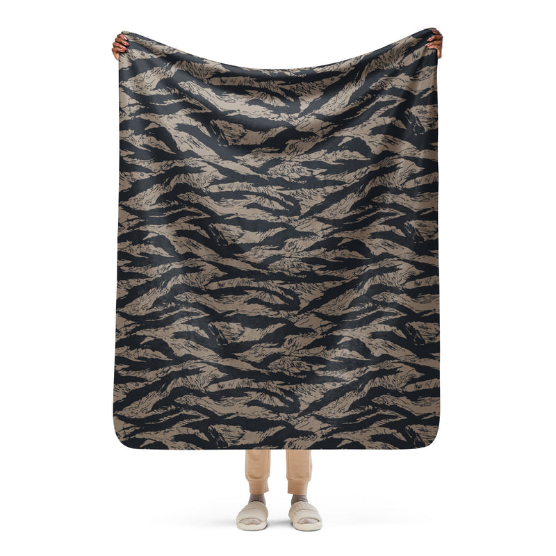 Tiger Stripe Desert Shadow CAMO Sherpa Blanket - 50″×60″
