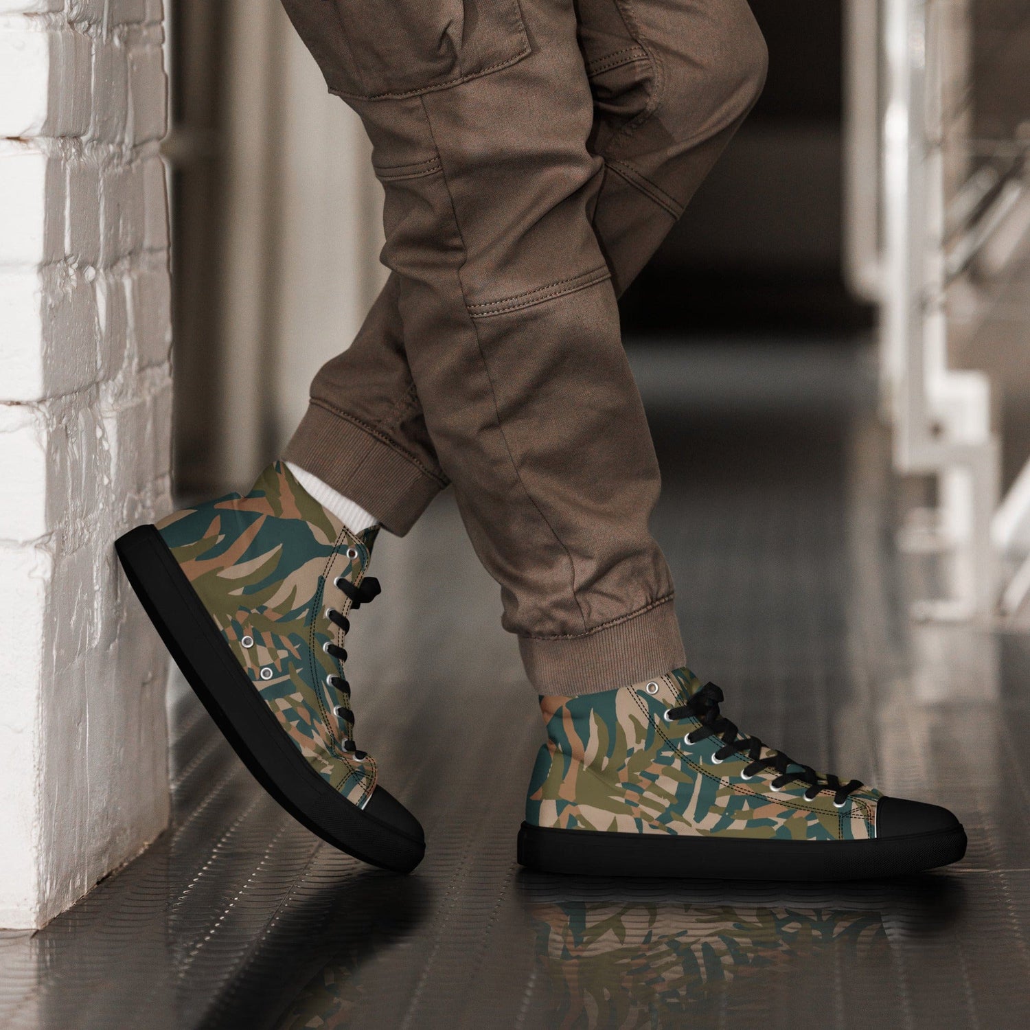 African Grasslands CAMO Mens high top canvas shoes - 5 - High Top Canvas Shoes