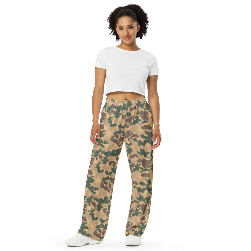 African Pinwheel CAMO unisex wide-leg pants - Unisex Wide-Leg Pants