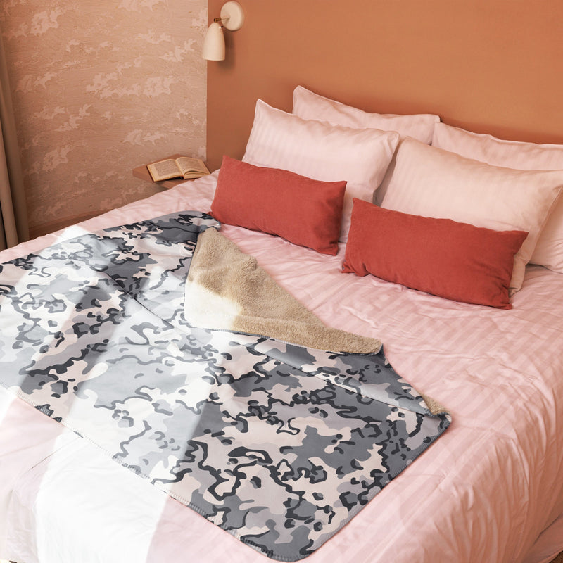 Alaska Chocolate Chip Arctic CAMO Sherpa Blanket
