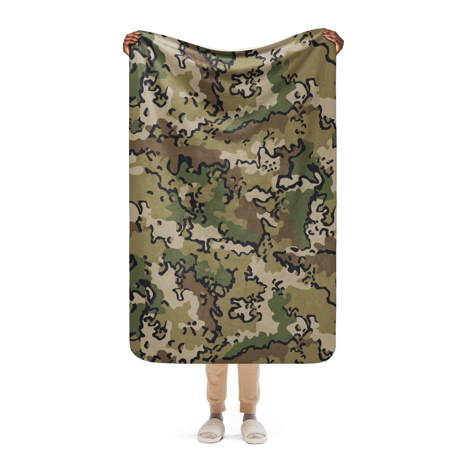 Alaska Chocolate Chip Multi-terrain CAMO Sherpa blanket - 37″×57″ - Blankets