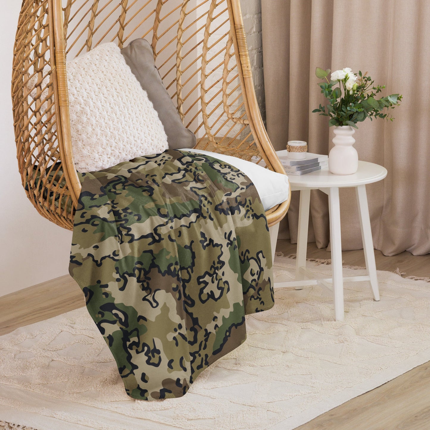 Alaska Chocolate Chip Multi-terrain CAMO Sherpa Blanket