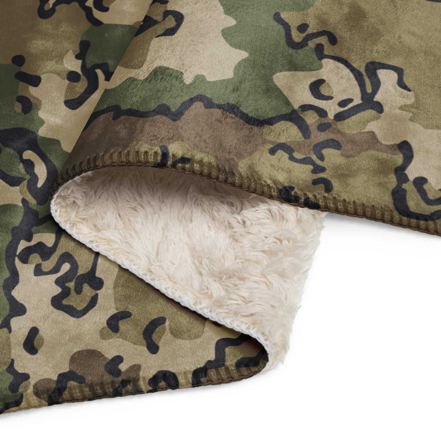 Alaska Chocolate Chip Multi-terrain CAMO Sherpa Blanket