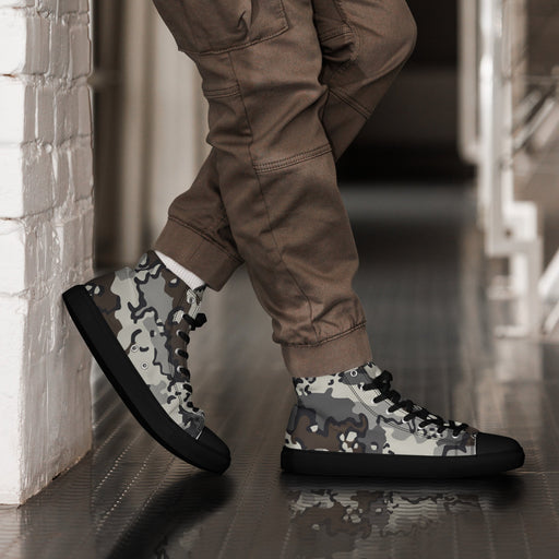 Alaska Chocolate Chip Tundra CAMO Mens High-Top Canvas Shoes - 5