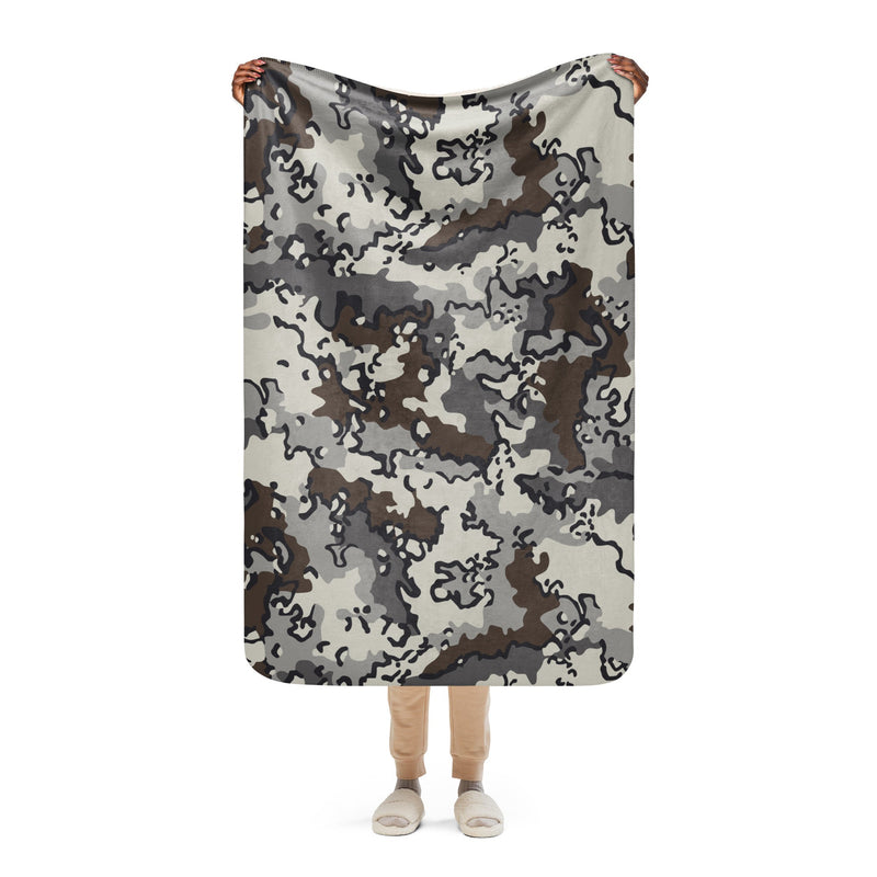 Alaska Chocolate Chip Tundra CAMO Sherpa Blanket - 37″×57″