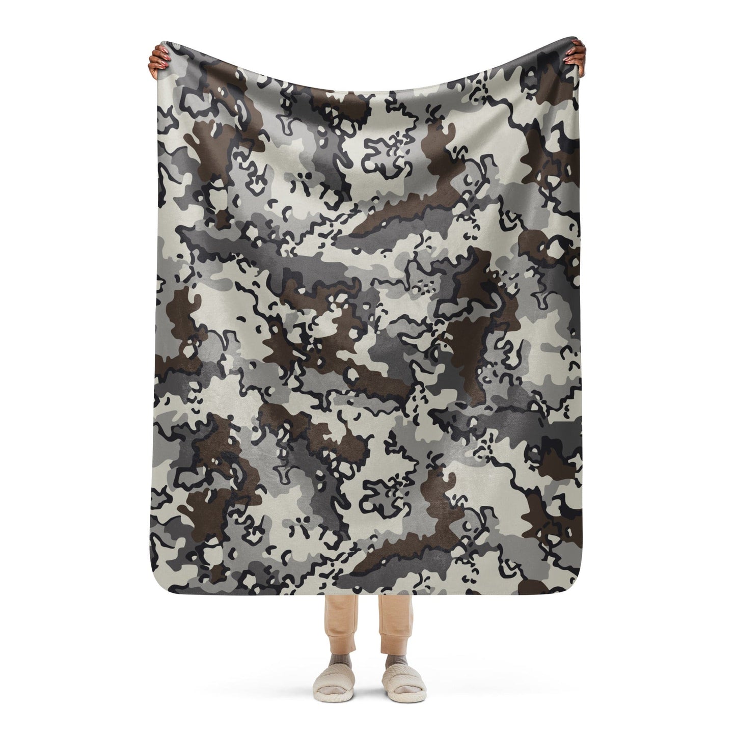 Alaska Chocolate Chip Tundra CAMO Sherpa blanket - 50″×60″ - Blankets