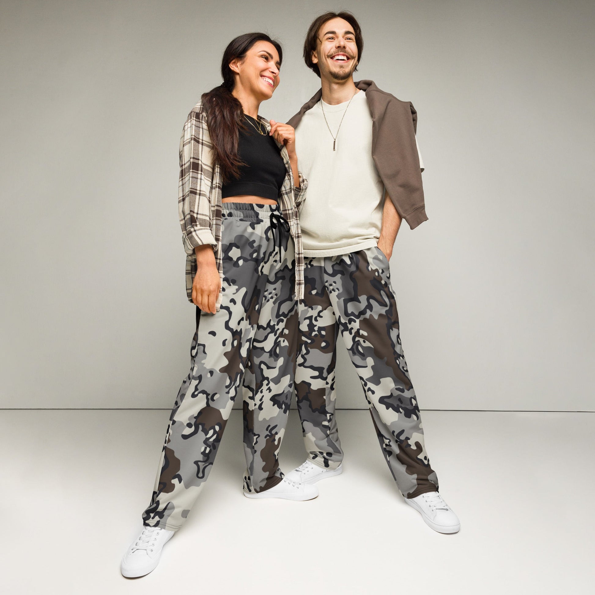 Alaska Chocolate Chip Tundra CAMO Wide-leg joggers - 2XS - Joggers