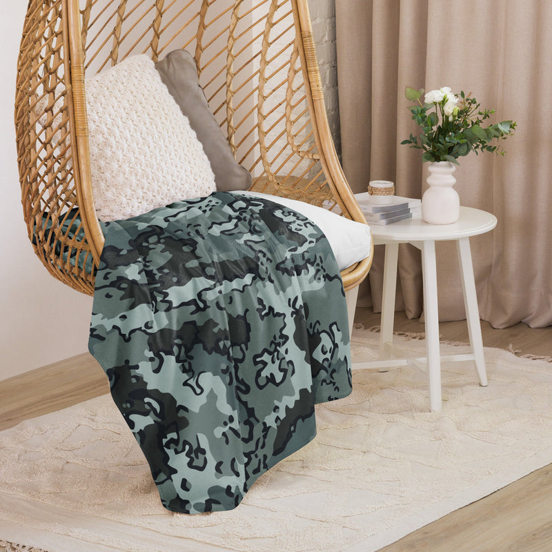 Alaska Chocolate Chip Urban CAMO Sherpa Blanket