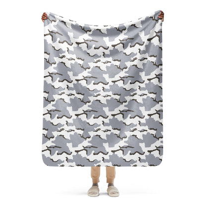 Alaska Tundra CAMO Sherpa blanket - 50″×60″ - Blankets