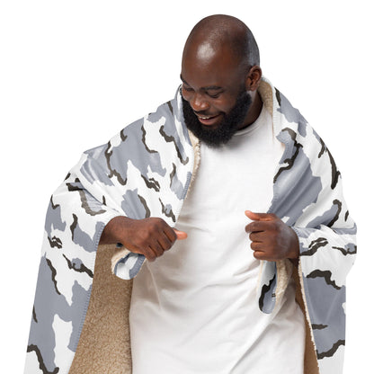 Alaska Tundra CAMO Sherpa blanket - Blankets