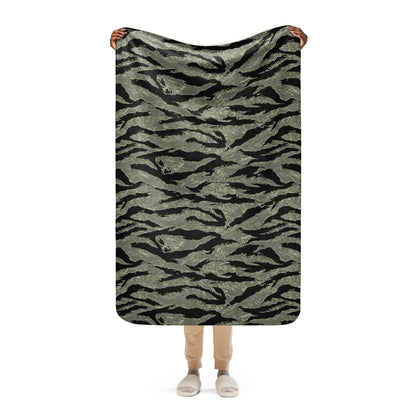 All-Terrain Tiger Stripe OPFOR Night CAMO Sherpa blanket - 37″×57″ - Blanket