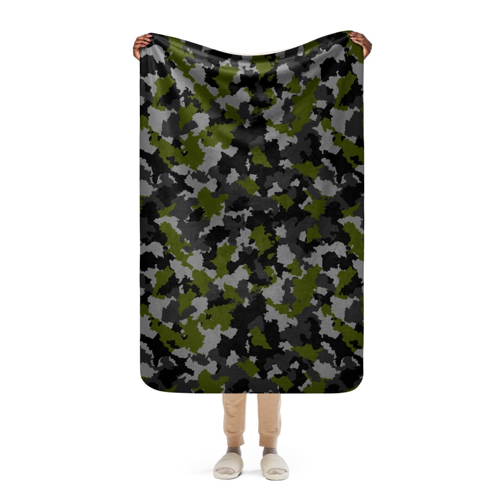 Alpha Jungle CAMO Sherpa blanket - 37″×57″