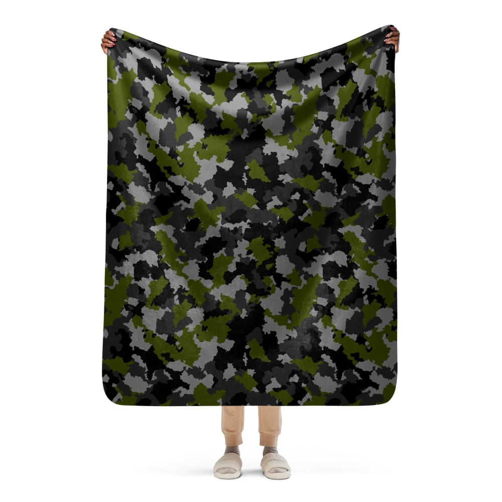 Alpha Jungle CAMO Sherpa blanket - 50″×60″