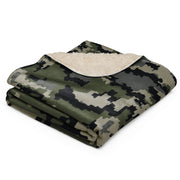 Alpine Invader CAMO Sherpa Blanket