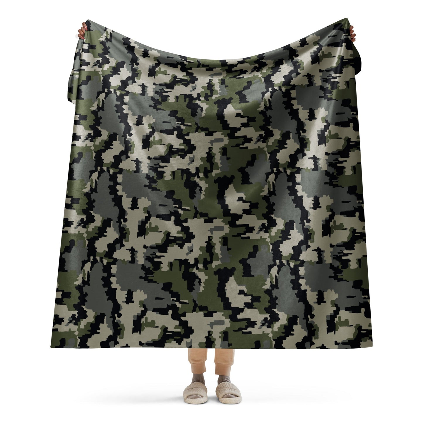 Alpine Invader CAMO Sherpa Blanket - 60″×80″